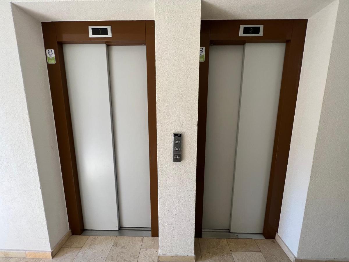 Apartman Ano Lux 新帕扎尔 外观 照片